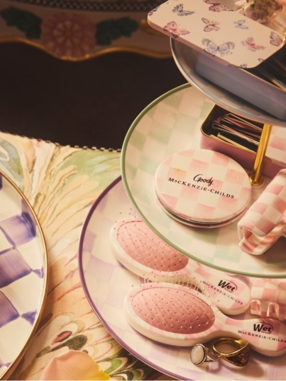 Wet brush x Mackenzie-Childs Mini Detangler White Pink Lavender Spotted Floral - Picture 4 of 16